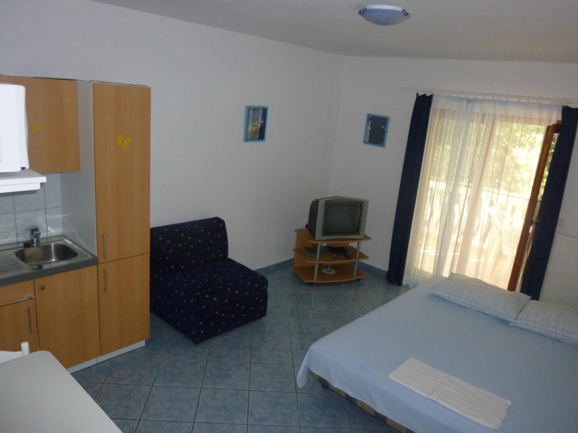 Apartmani Maver Sveti Filip i Jakov Camera foto
