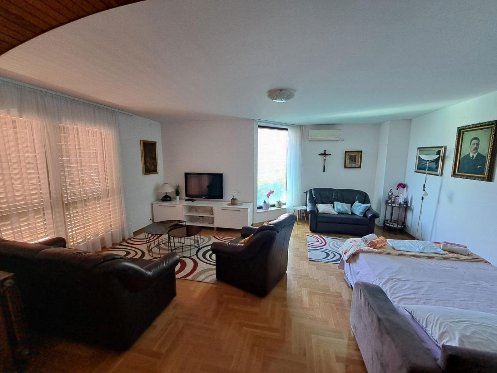 Apartmani Maver Sveti Filip i Jakov Esterno foto