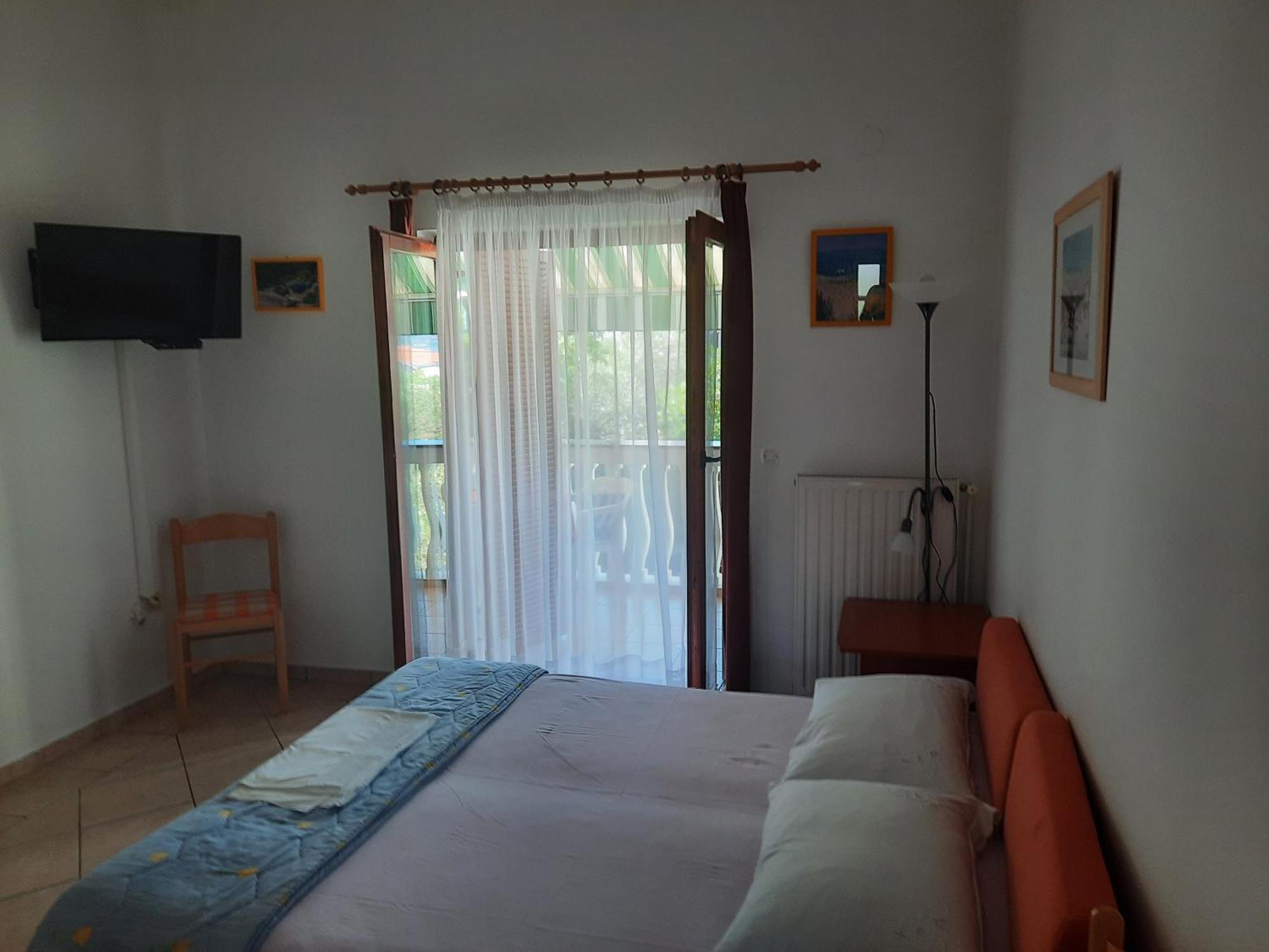 Apartmani Maver Sveti Filip i Jakov Esterno foto