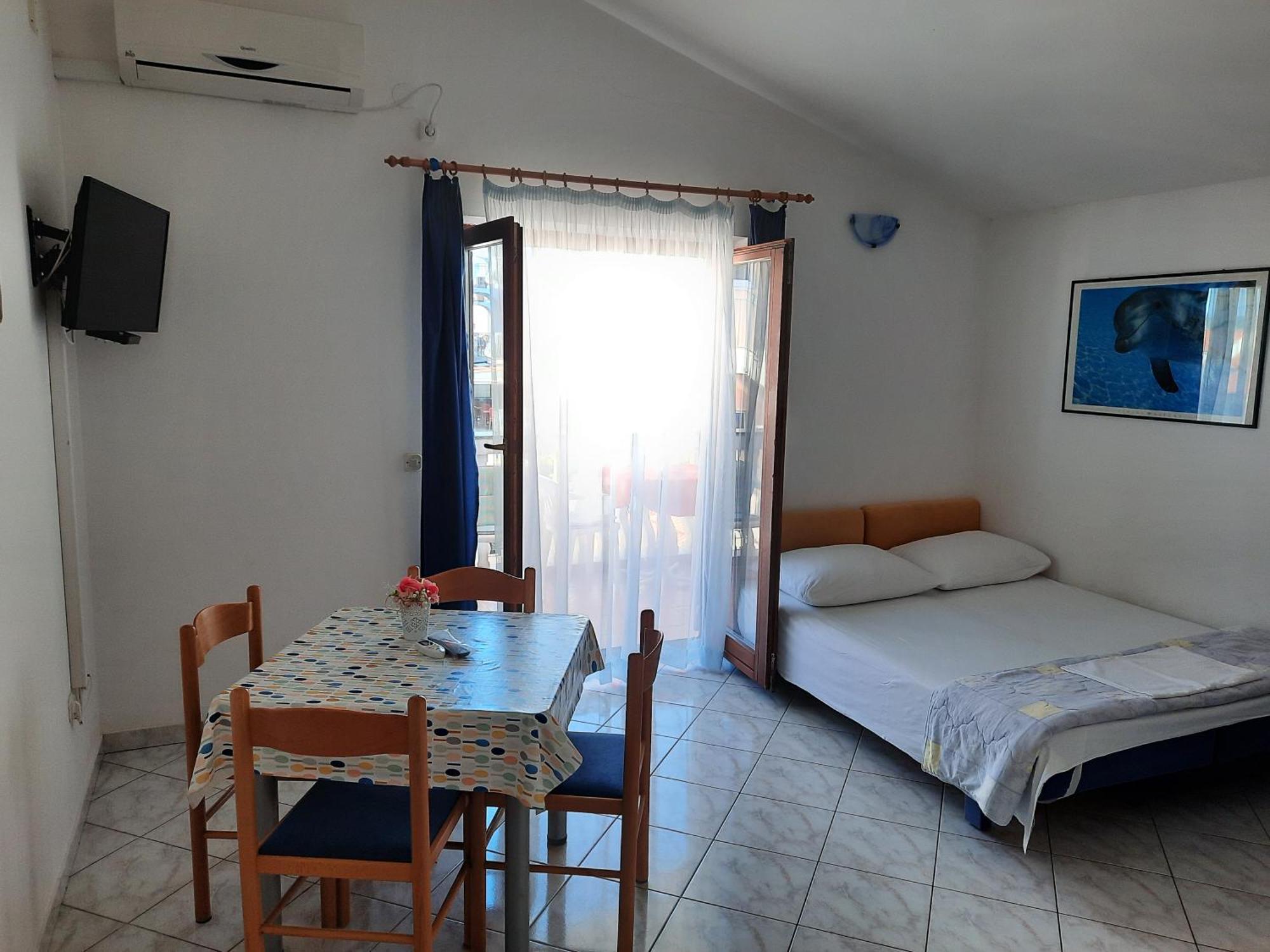 Apartmani Maver Sveti Filip i Jakov Esterno foto