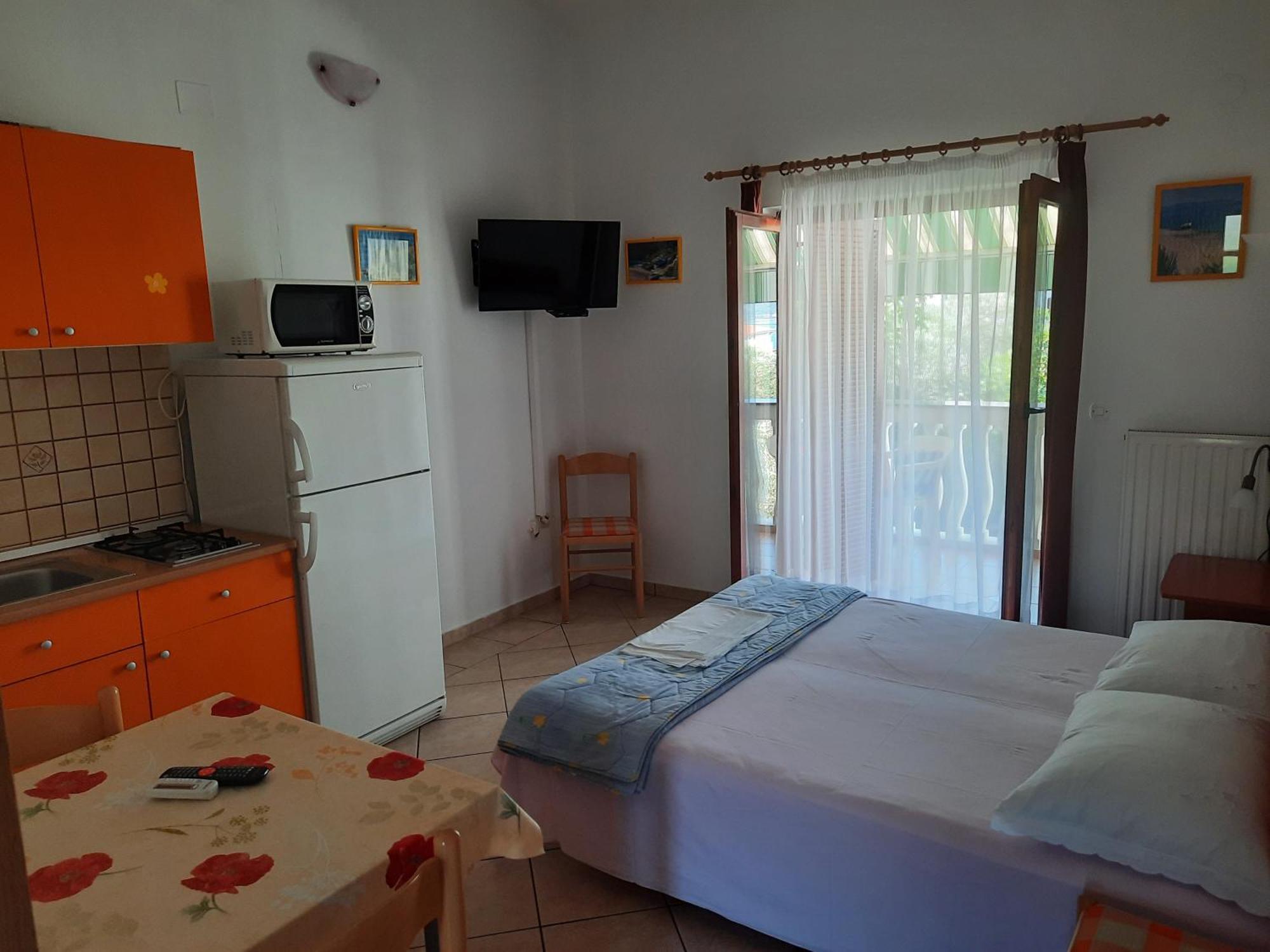 Apartmani Maver Sveti Filip i Jakov Esterno foto