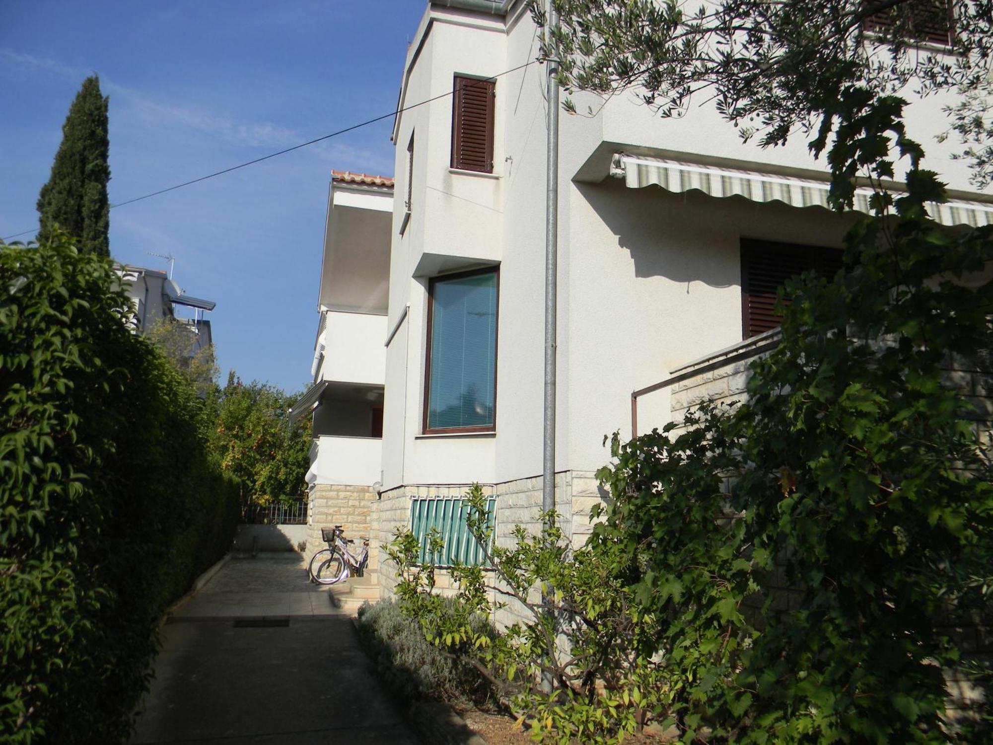 Apartmani Maver Sveti Filip i Jakov Esterno foto